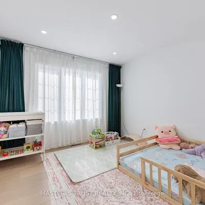 8572,&nbsp;Martin Grove, West Woodbridge, Vaughan