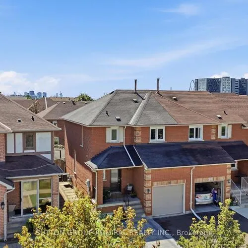 Premium freehold home for sale: 96, Islay, Maple, Vaughan
