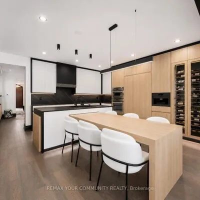 120,&nbsp;Hatton Garden, Vellore Village, Vaughan