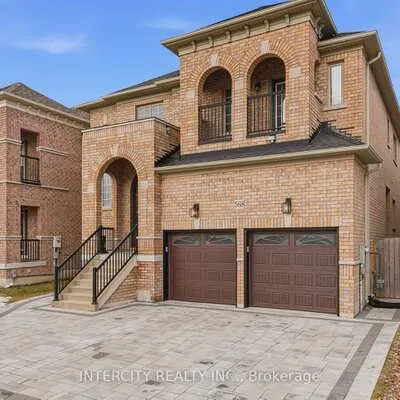 568,&nbsp;Grand Trunk, Patterson, Vaughan