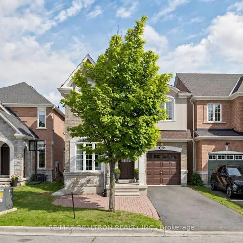 Premium freehold home for sale: 59, Dewpoint, Patterson, Vaughan