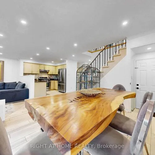 Premium freehold home for sale: 262, Wildberry, Vellore Village, Vaughan