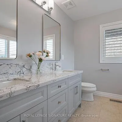 35,&nbsp;Mahogany Forest, Patterson, Vaughan