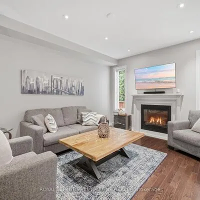 114,&nbsp;Bellini, Vellore Village, Vaughan