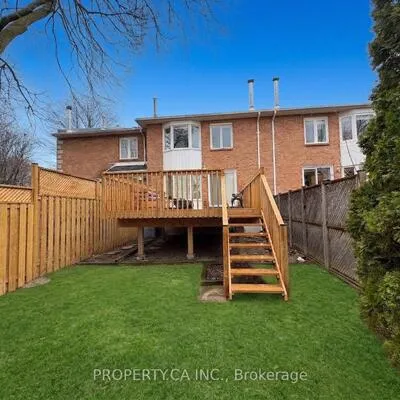 32,&nbsp;Brownstone, Crestwood-Springfarm-Yorkhill, Vaughan