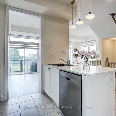 50,&nbsp;Thule, Vellore Village, Vaughan
