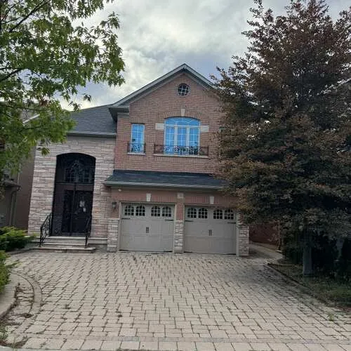 Premium freehold home for sale: 20, Shalom Aleichem, Patterson, Vaughan