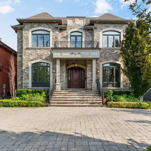 Premium freehold home for sale: 45, Crestwood, Crestwood-Springfarm-Yorkhill, Vaughan