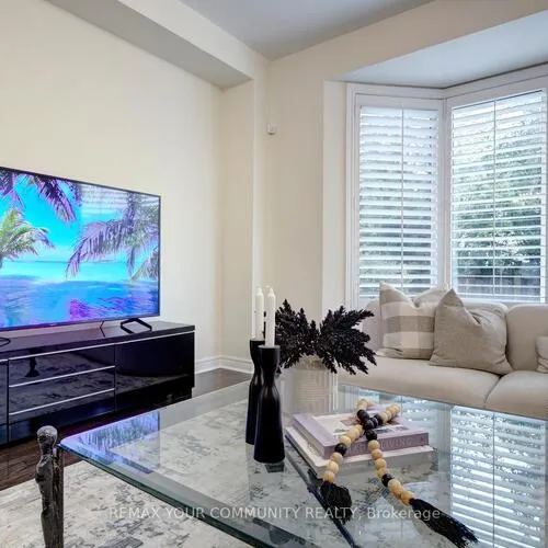 Premium freehold home for sale: 79, Chayna, Patterson, Vaughan