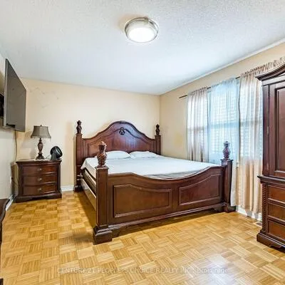 233,&nbsp;Vellore, Vellore Village, Vaughan