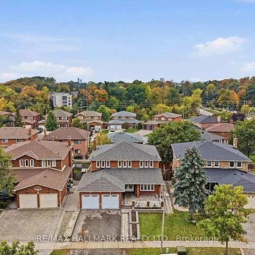 Premium freehold home for sale: 44, Olympia, East Woodbridge, Vaughan
