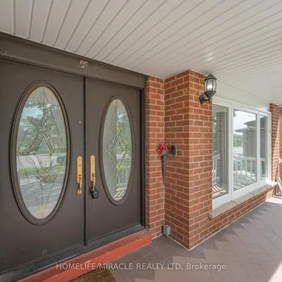 8173,&nbsp;Martin Grove, West Woodbridge, Vaughan