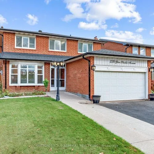 Premium freehold home for sale: 238, Glen Shields, Glen Shields, Vaughan
